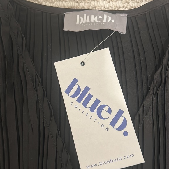 Cropped blouse - Picture 2 of 2